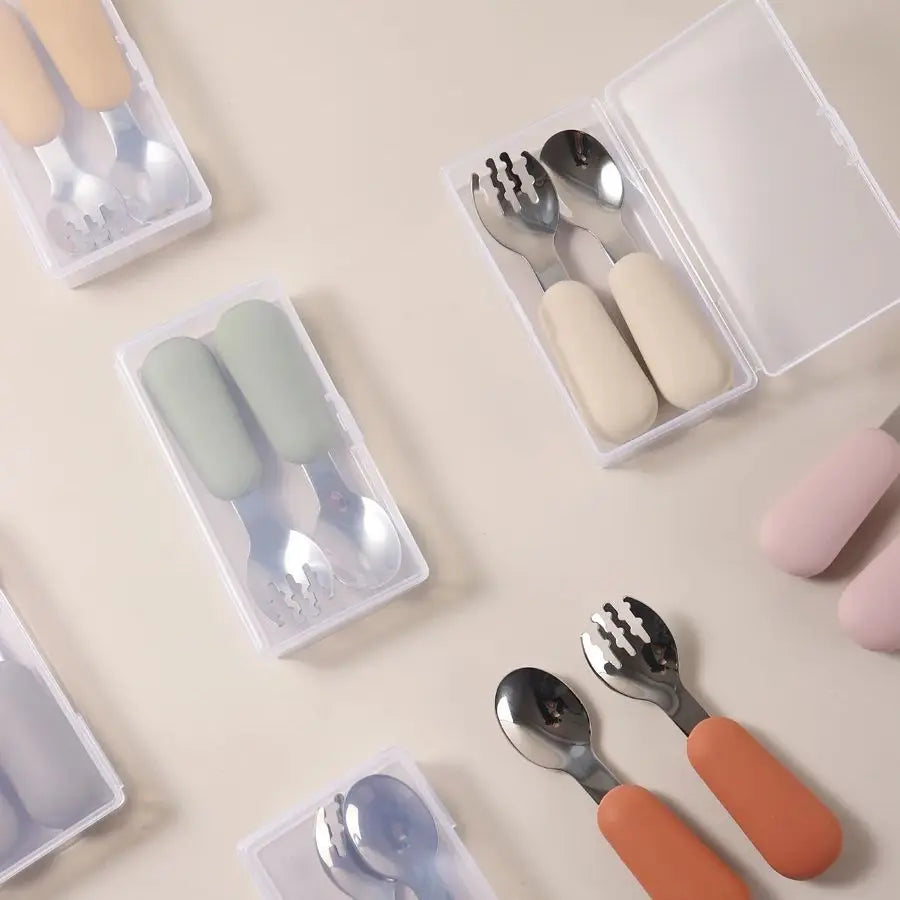 Couverts Bébé en Silicone et Acier Inoxydable | Set avec Étui